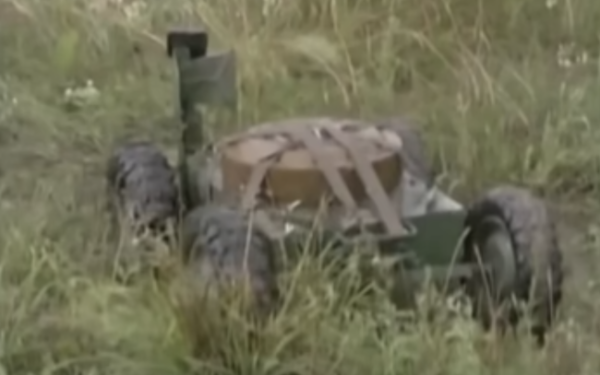 安信策略 俄乌战场惊现“大号玩具车”？能炸能抓，人工智能真能改写战场规则？